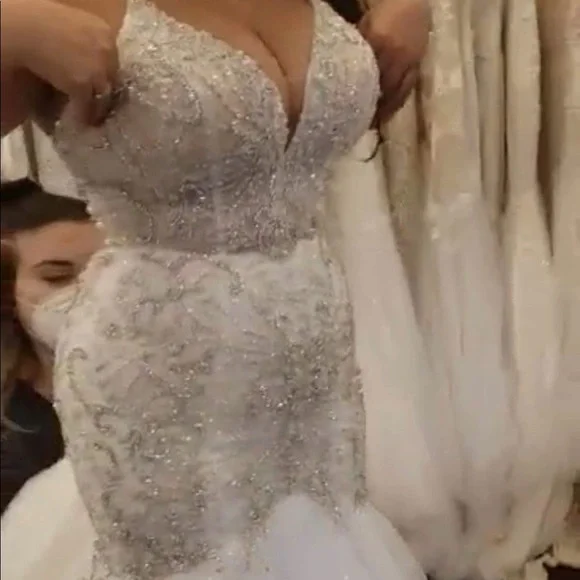 swarovski mermaid wedding dress Mermaid Swarovski Plus Size Wedding Gown S / White / Lace